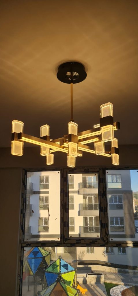 Modern Gold Kristal Lineer LED Sarkıt Avize